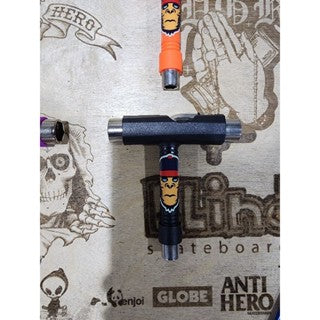 COSA NOSTRA SKATE TOOL