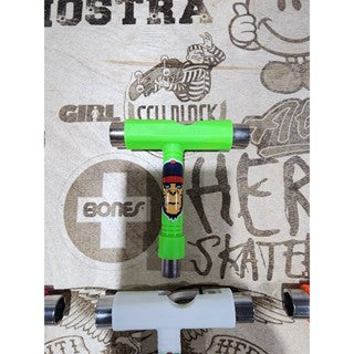 COSA NOSTRA SKATE TOOL