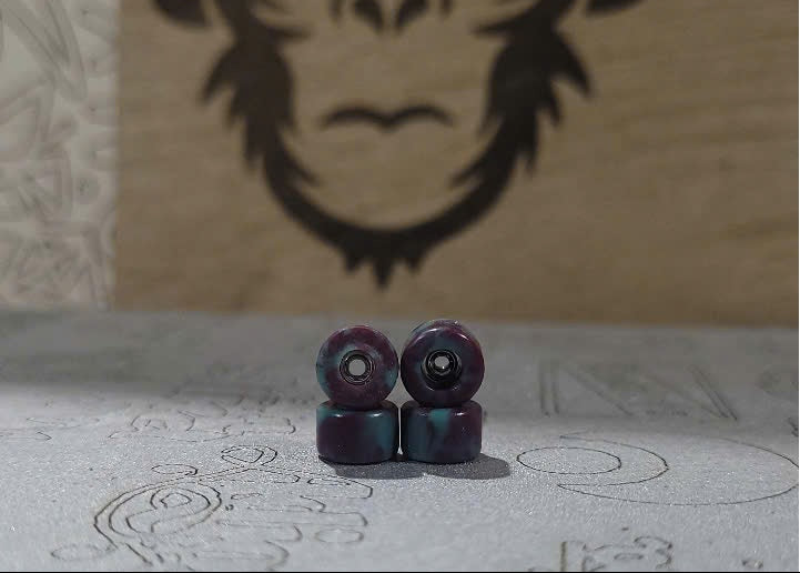 Fat Face Abec 9 Hand made Fingerboard Wheel