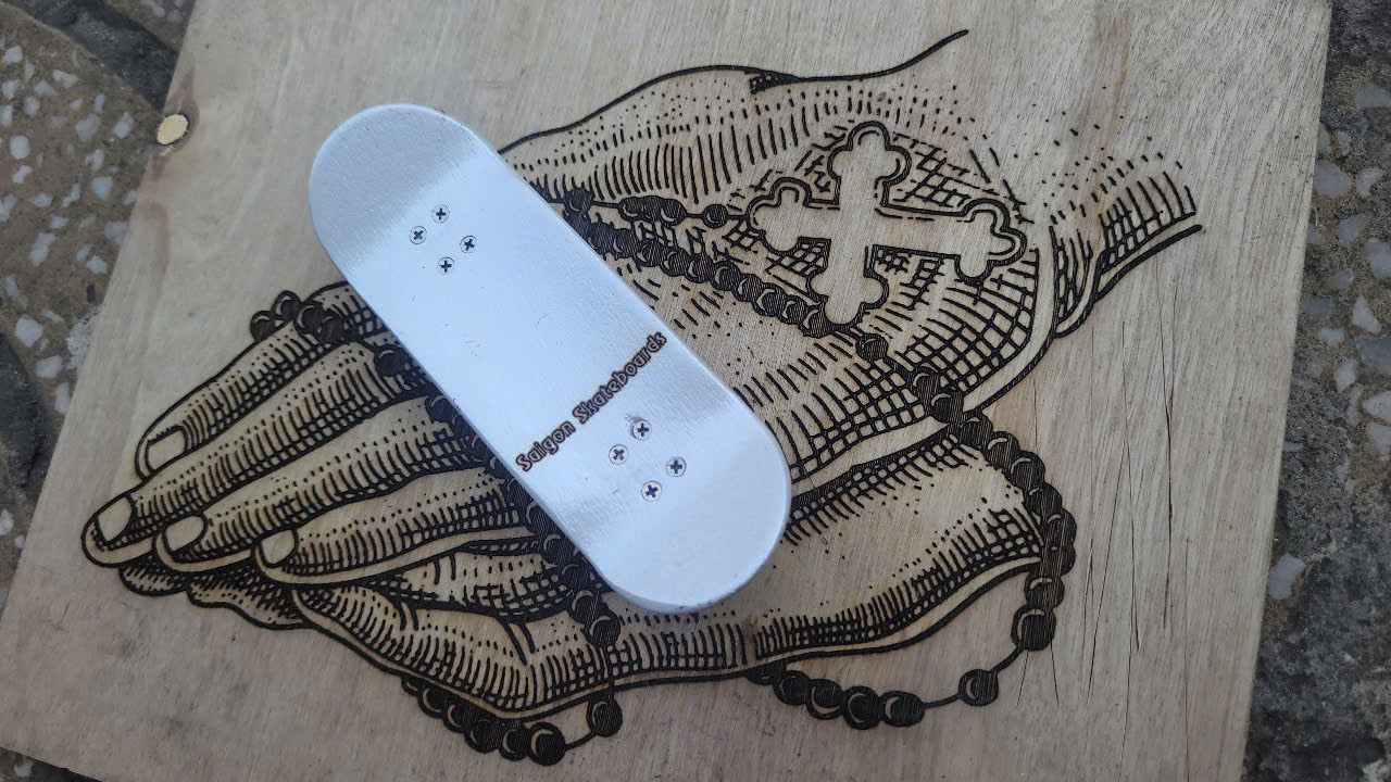 Saigon Skateboards WOOF